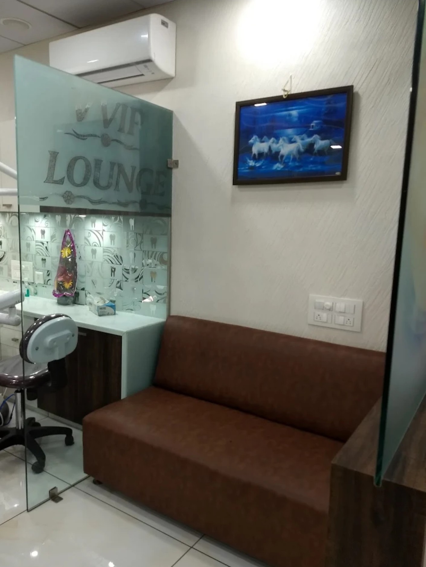 Hi-ttech Dental Care — VIP patient lounge